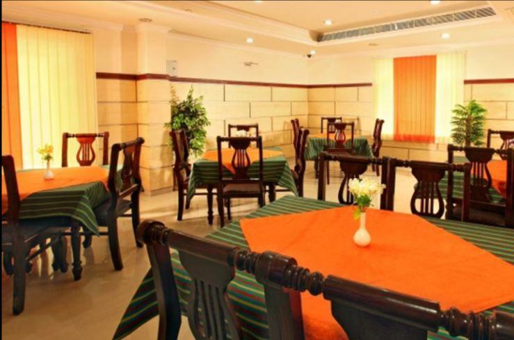 Hotel Shilpa Regency Kottārakara Exteriör bild